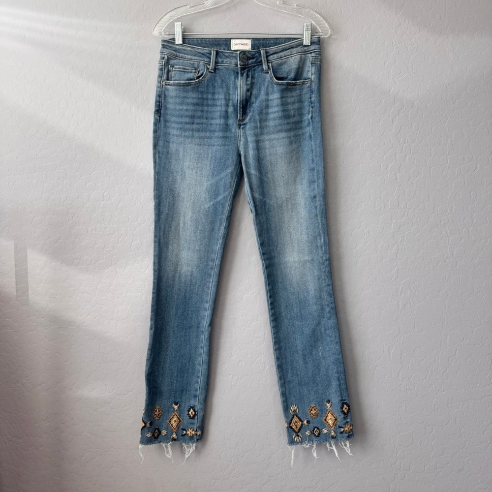 Driftwood 27 Colette Straight Leg Blue Jeans Embroidered Raw Hem Medium Wash